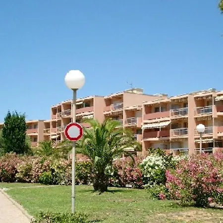 Cosy Avec Vue Sur La A Bormes-les-mimosas, 20 M². شقة بورم لي ميموزا