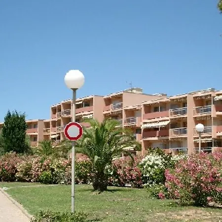 Apartment Cosy Avec Vue Sur La A Bormes-les-mimosas, 20 M². Bormes-les-Mimosas